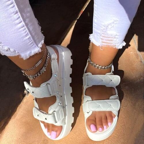 Summer Platform Sandals Women Fashion Roma Rivets Gladiator Sandalias Beach Open Toe Shoes Woman Flat Sandals Female WSH4231