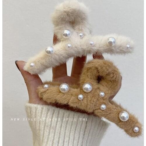 Faux Fur Hair Claw Pearl Hair Pin Girls Women Hair Clip Hair Accessories