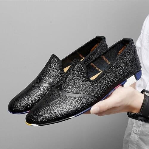Fashion Mens Genuine Leather Shoes Elegant Slip-on Shoe Vintage Casual Shoes Men Classic Lightweight Male Loafers Driving Flats