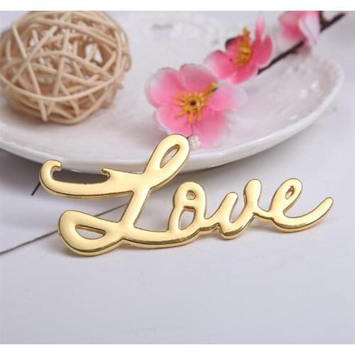 Bottle Opener Creative Alloy Love Letter Beer Opener Bottle Cap Wedding Favors Wine Opener Bottle Opener Kitchen Party Supplies