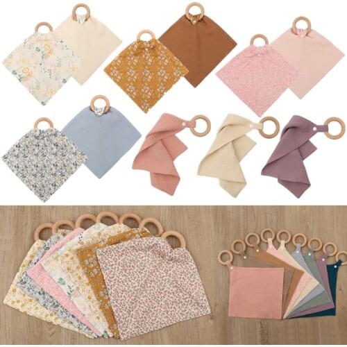 Cotton Baby Bibs Print Baby Soothe Appease Towel Burp Cloth With Wood Teether Ring For Children Pacifier Cloth Baby Cuddle Cloth