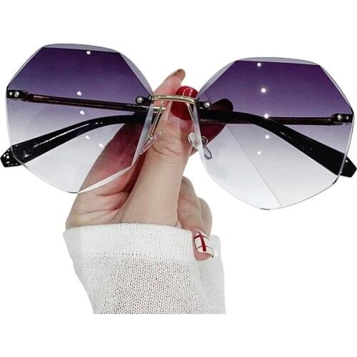 2021 Fashion Tea Gradient Sunglasses Women Ocean Water Cut Trimmed Lens Metal Curved Temples Sun Glasses Female UV400