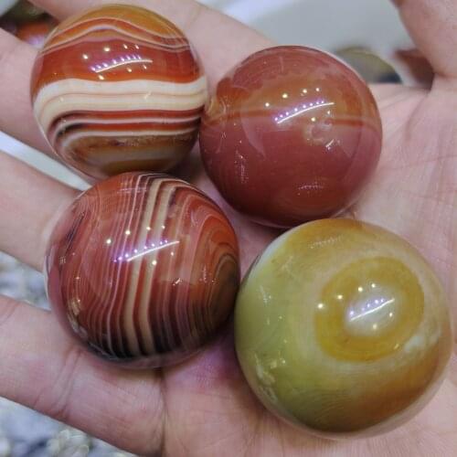 1PC Natural Stone Ball Red Agate Good Luck Madagascar Banded Agate Healing Body Heathy Raw Stones Specimen Collection Home Decor