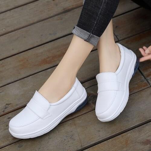 Women Shoes Casual Flats Leather Walking Loafers Air Cushion Comfortable White Shoes Autumn Sneakers Female Footwear Slip On