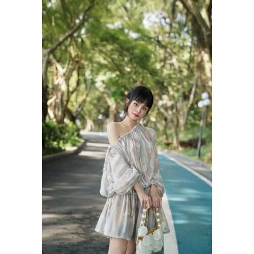 2021 spring and summer new elegant watery halo dyeing elastic oblique strapless elegant dress