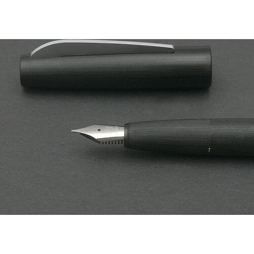 New Launched KACO EDGE Black Brushed Metal Fountain Pen With 2 Converters Ink Pen Schmidt EF/F/M Nib With Gift Box For Office