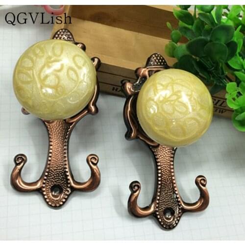 QGVLish 2Pcs Imitation Jade Curtain Hooks Cloth Hat Tassel Tower Hanger Holder Curtain Accessories Drapery Wall Hook Holdback