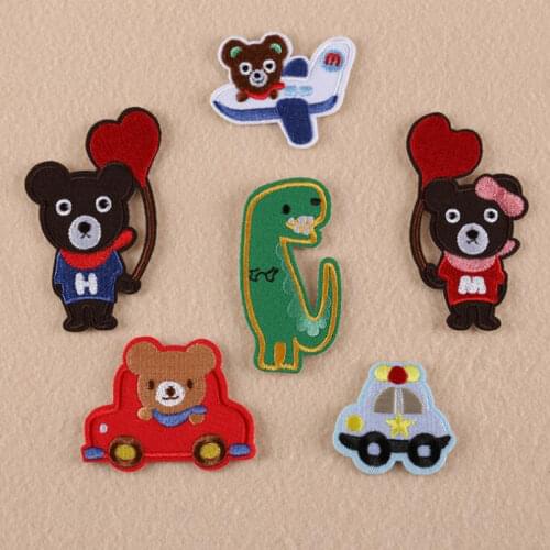 1 pcs Cute Cartoon Motif Embroidered Patches Iron On Patch Badge DIY Clothing Applique