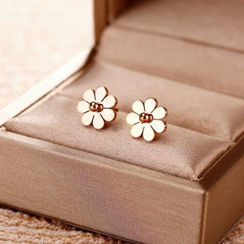 Trendy Rose Gold Stainless Steel Little Daisy Women Earrings No Fade Anti Allergy Korean Style Female Earring Jewelry Gift