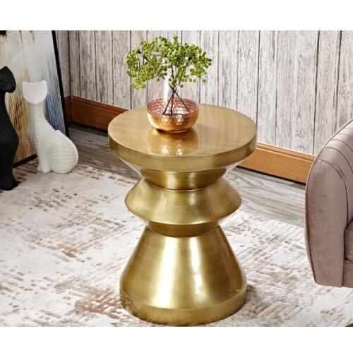 Creative furniture by the sofa, modern corner table, modern corner table, stylish round table, mini tea table