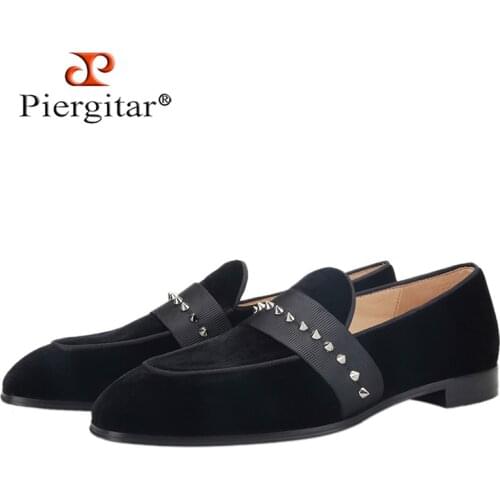 Piergitar Handmade Black Velvet Men Spiked Shoes Fashion Red Color Sole Slipper Loafers Plus Size Male Flats Leather Insole