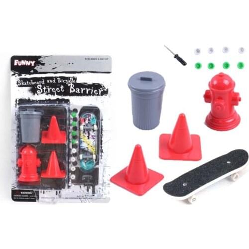 MIni Finger Skateboard Fingerboard with Obstacles Set Kids Toy Novelty Gag