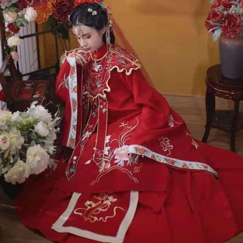 Chinese Traditional Dress Embroidery High-quality Long Cheongsam Stylish Elegant Bride Vintage Ming Hanfu Wedding Dress Women