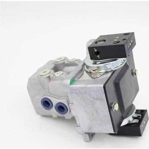 For HITACHI ZX ZAX200 240 270 330 Excavator foot valve assembly dedicated original broken walking foot valve assembly