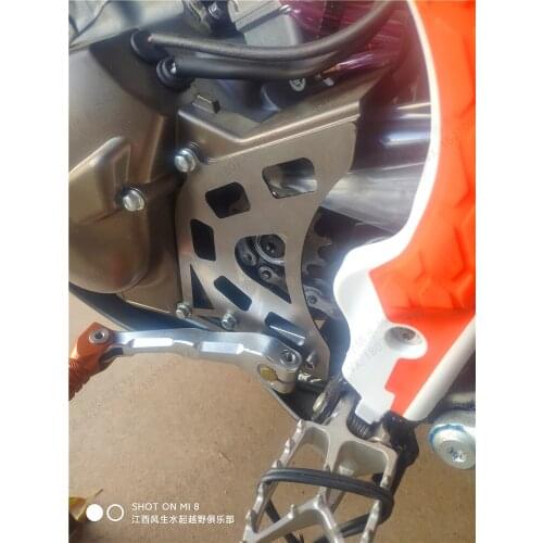 Front chain sprocket cover protection for Loncin MT250 kayo KT250 hengjian 2 stroke DT230 Motorcycle dirt bike