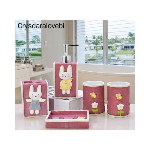 Resin Bathroom Set Of Five Wash Sets European Mouth Cup Bathroom Decoration Ornaments Couple Brushing Toothbrush Cup