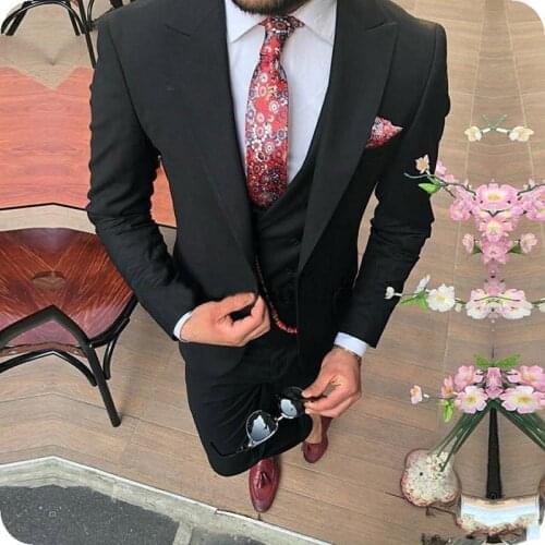 Stylish Design One Button Black Groom Tuxedos Groomsmen Peak Lapel Mens Suits Blazers (Jacket+Pants+Vest+Tie) W:1129