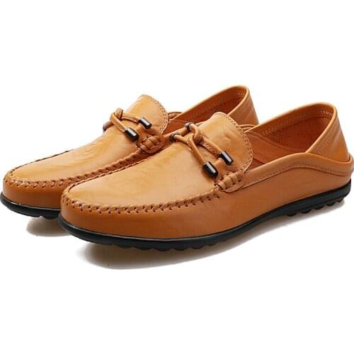 Man Moccasins Slip On Flats Casual Leather Shoes Men Loafers Breathable Mocassin Homme Luxury Brand British Driving Shoes Black