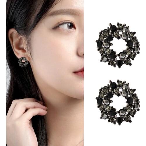 JIOFREE Hot Selling Fashion Charm Gun black Rhinestone Earrings Clip On Clip For Women Small Ear Cuff Wrap Earrings