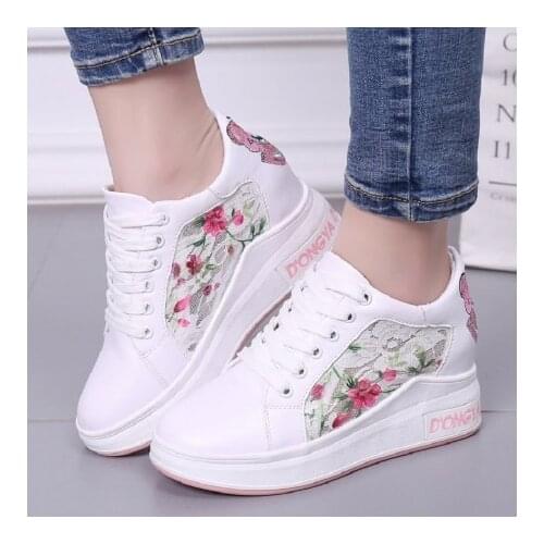 Women Casual Shoes 2020 New Summer Women Shoes Fashion Embroidered Breathable Hollow Lace-Up Women Sneakers