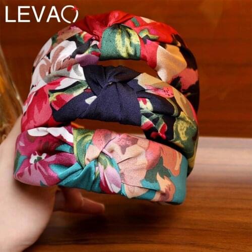 Levao Fresh Pink Satin Wide Hairbands Colorful Flower Printed Elegant Girls Headbands Center Knot All-inclusive Hair Ornaments