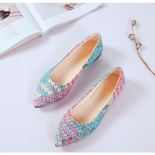 Women Soft Shoes Loafers Women Flats Moccasins Shoes Woman Leather Flats Slip on Shoes Womens Flat Shoes Zapatos Mujer U19-61