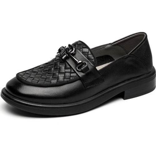 2021 New Buckle Vintage Handmade Shoes