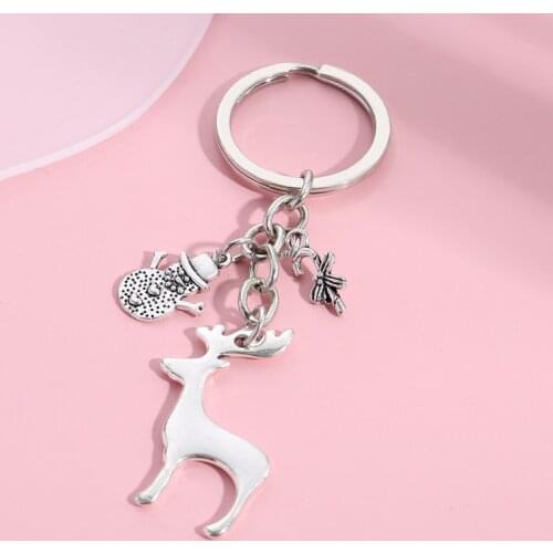 Cute Keychain Christmas Tree Socks Walking Stick Snowflake Deer Key Ring Metal Key Chains Holiday Gifts For Women Men Jewelry