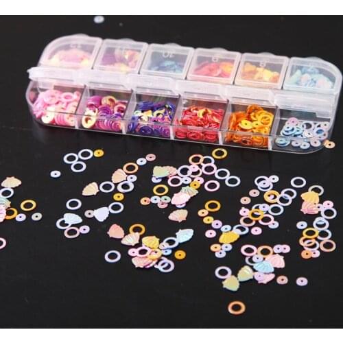 12 Grids/Set Maple Leaves Colorful Decoration Design Nail 3D Sequins Acrylic Nail Art Paillette Slice Decoration DIY Accessories