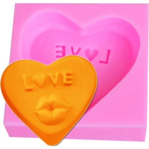 4 Kinds Love Hands Kiss UV Resin Silicone Mold Fondant Chocolate Candy Gumpaste Lollipop Crystal Epoxy Soft Clay Bake Tools C359