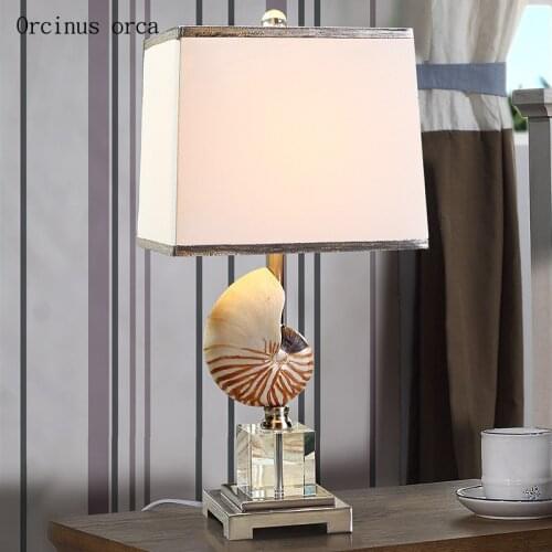 Mediterranean creative conch crystal desk lamp living room bedroom bedside lamp modern European minimalist desk lamp