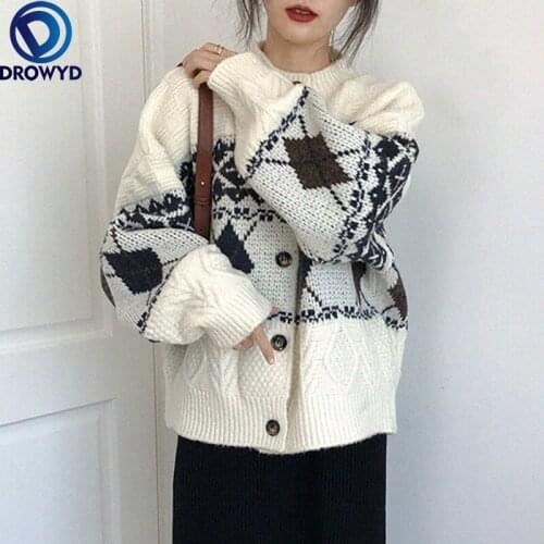 Fashion O-neck Sweater Jacket Women Loose Retro Flavor 2021 Spring Korean Version Wild Knitted Cardigan Single-breasted Jacket