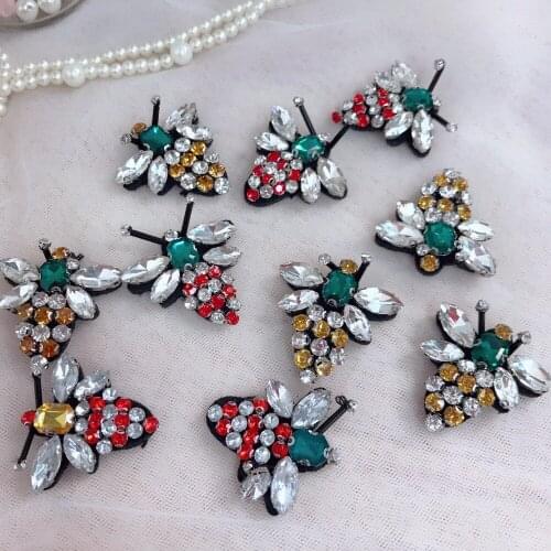 8 Pieces Bees Rhinestones Beaded Brooch Sequins Patches Cute Red Yellow Applique Patch Sew On Fabric Clothing Bag Decoration