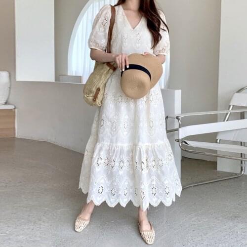 High-end Custom Fashion runway Lace Dress 2020 Feminine court style embroidery V neck hollowed-out loose Dress