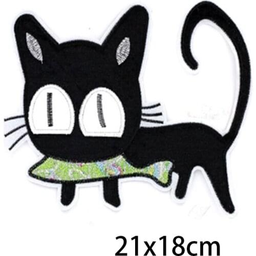 Black Cat Eating Fish Embroidered Patches for Clothing iron on Patches for Clothes Badges Clothes iron-on Patches for Jean Decor
