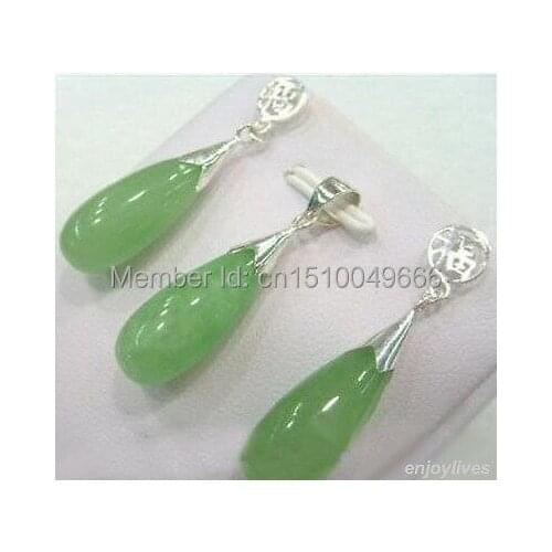 Hot sale FREE SHIPPING>>>>Natural Light Green STONE White Pendant Necklace Earrings Set