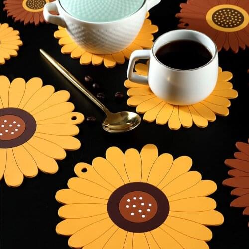 1PC Sun Flower Heat Insulation Table Mat Silicone Anti-skid Tea Cup Milk Mug Coffee Cup Pot Pan Coaster Pad Kitchen