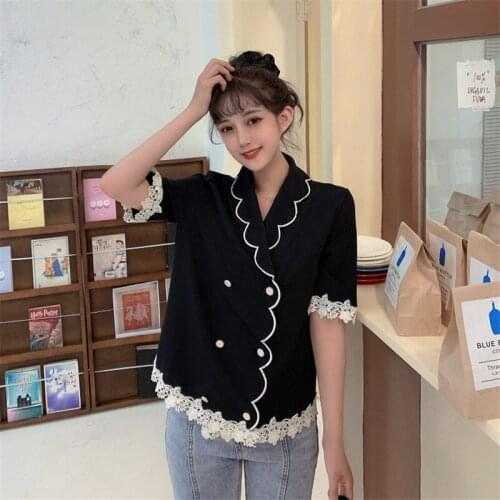 Large Size Loose Short Section Tops Female Design Fashion Lace Stitching Deep V Chic Short-sleeved Shirt And Blouse Jacket K589