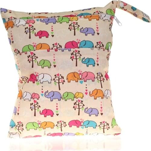 [CHOOEC] 2020 New Wet Bag Washable Reusable Cloth diaper Nappies Bags Waterproof Swim Sport Travel Carry bag Big Size: 30X36 cm