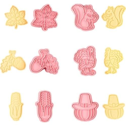 Biscuit Mold 3D Icing Cookie Mold Fondant Plastic Push-type Household Baking Mold Thanksgiving Day Theme Plastic Cutters