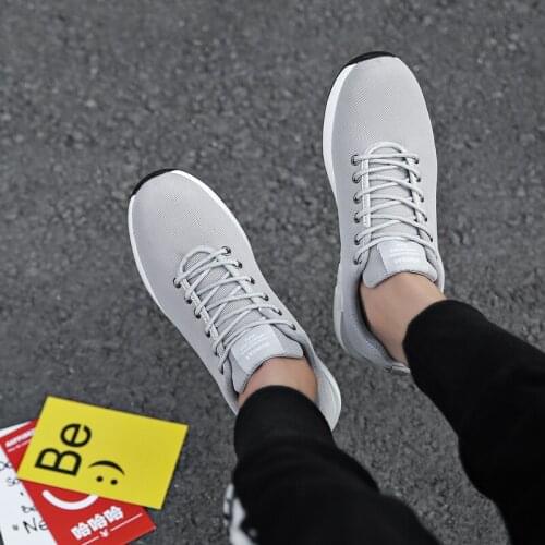 Fashion Men Casual Shoes Sport Casual Shoes Sneaker Man Shoe Mens Hot Sale Male Sneakers Mens 2020 Men Summer Slip On