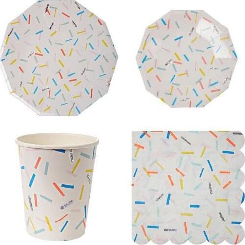 New arrival Foil Scalloped paper Plates with Silver for Valentine Birthday Wedding Party Tableware Party Supplies CP063