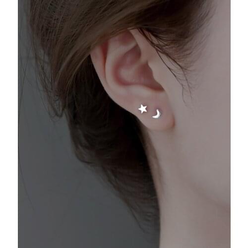 Fashion Mini Silstainless Steel Star Moon Stud Earrings for Women Elegant Wedding Jewelry Pendientes Mujer Moda 2021 Brincos