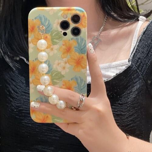 Vintage Flower Elegant Pearl Bracelet Phone Case For iPhone 12 Pro 11 Max XR XS X 7 8 Plus SE 2020 Fashion Soft Silicone Cover