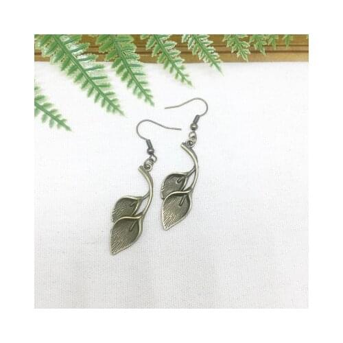 Calla Lily Earrings