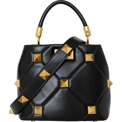 Tide Summer New Rivet Head Layer Cowhide Bucket Bag Leather Handbag Bags for Women 2021 New Luxury Handbags