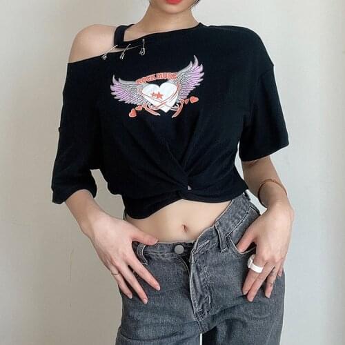 Women Chic Y2K T-Shirt Letter Heart Printed Short Sleeve Shoulder Hollow O-Neck Pin Connect Wild Twist Front Crop Tops