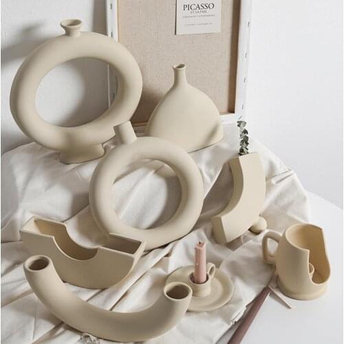 Nordic style A Hand Vase Flowers Modern Home Office Decor Of Creative Floral Composition Living Room Ornament Ceramics Vase