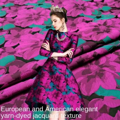 Designer jacquard fabric elegant three-dimensional yarn-dyed rose jacquard dress stiff windbreaker suit brocade big-name fabric