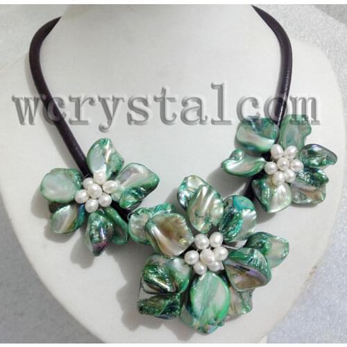 Charming Pearl Green Shell Flower Necklace Leather